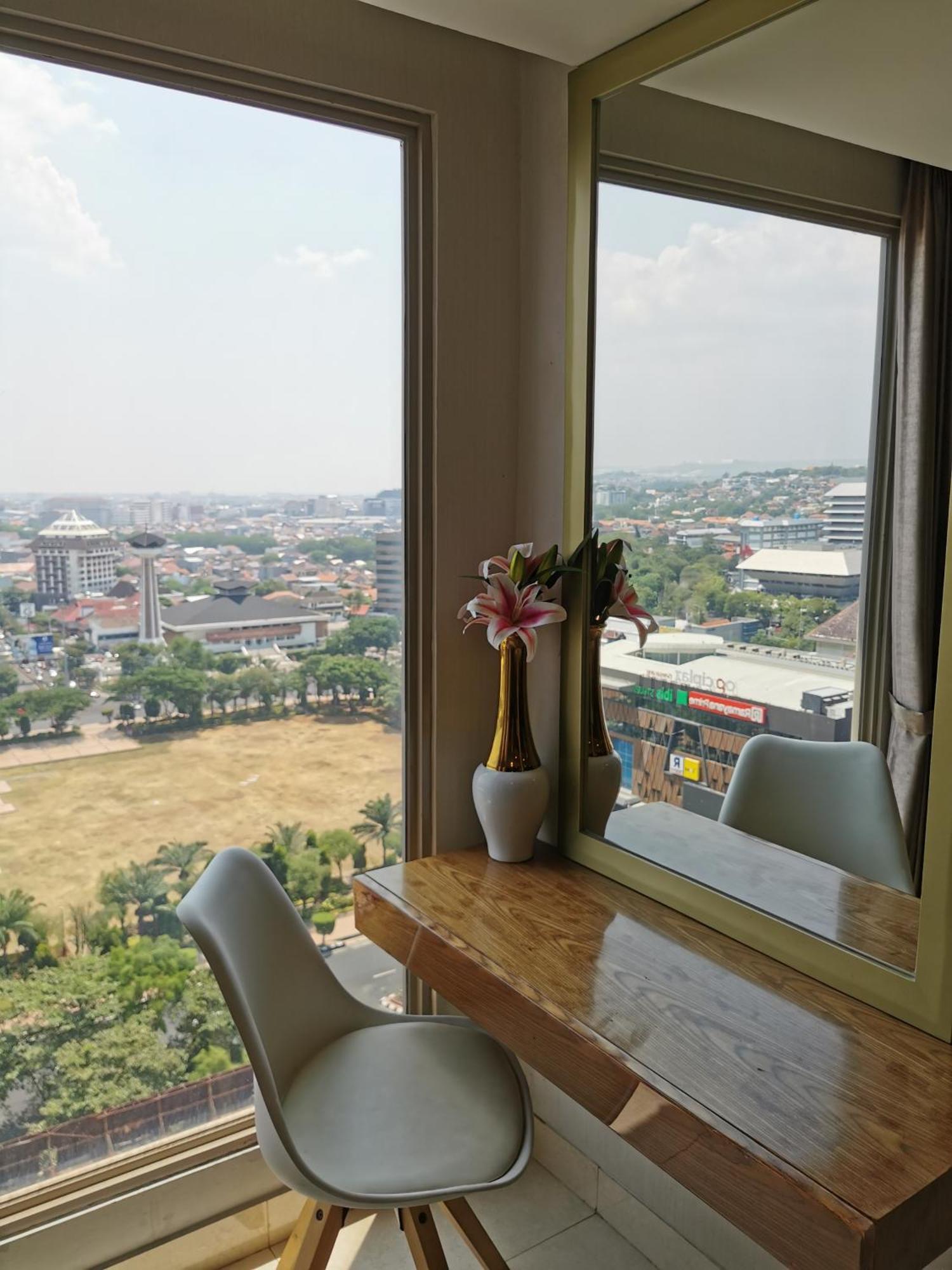 Warhol Residence Semarang Simpang Lima Екстер'єр фото